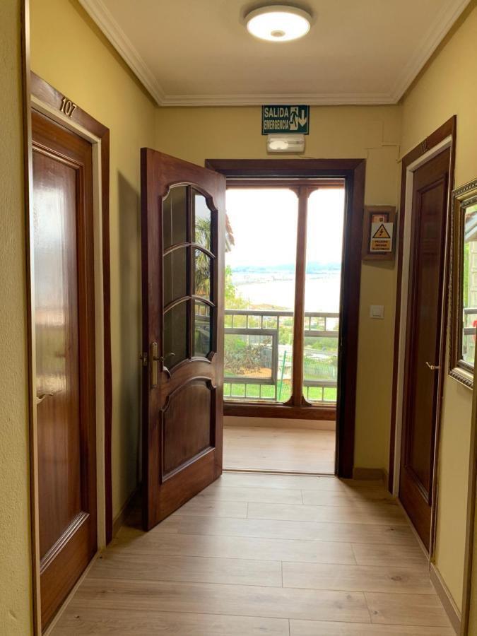 Hostal El Carro لاريدو المظهر الخارجي الصورة
